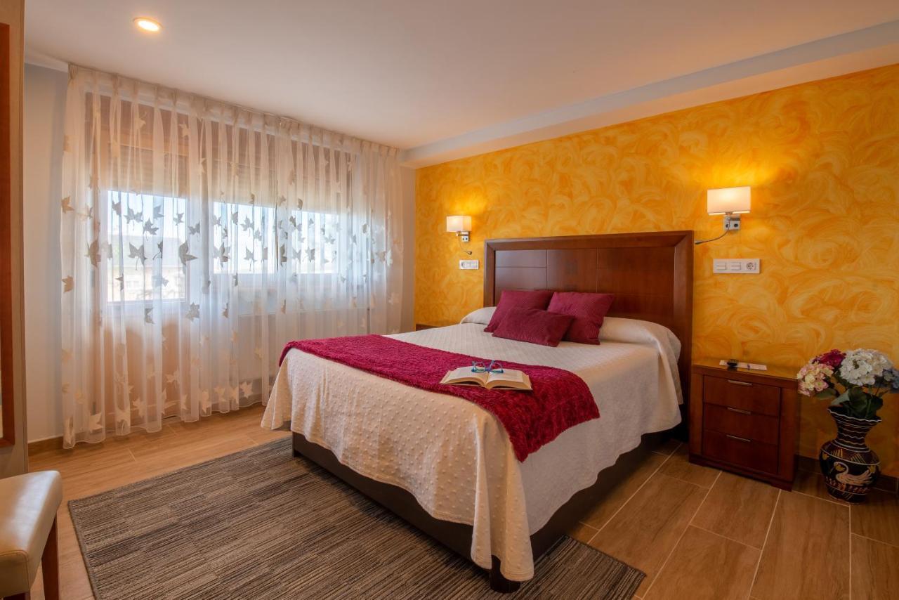Hotel El Pinar Villapedre Esterno foto