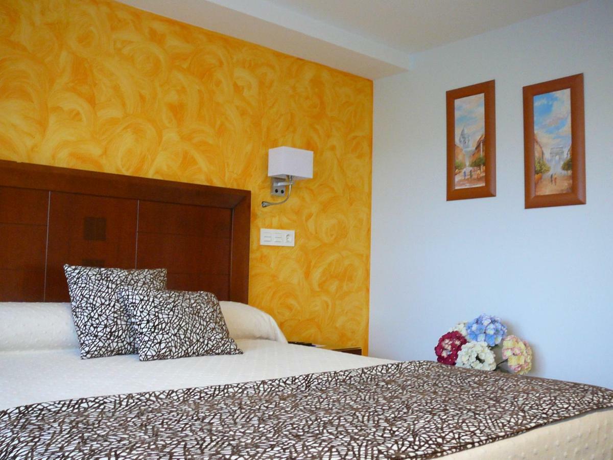 Hotel El Pinar Villapedre Esterno foto